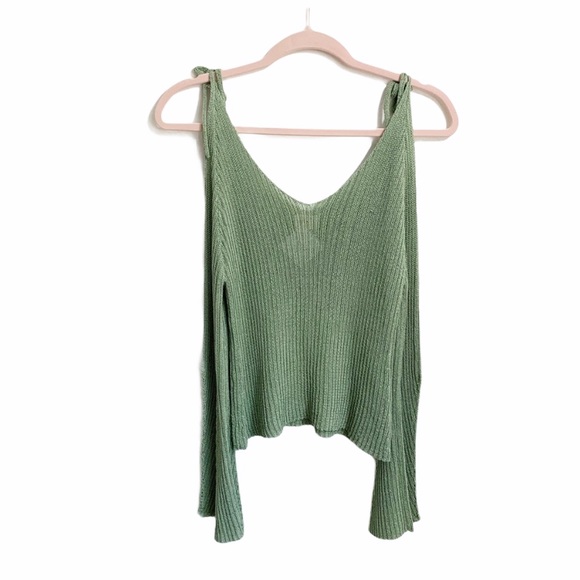 Sweaters - Boutique brand green cold shoulder sweater